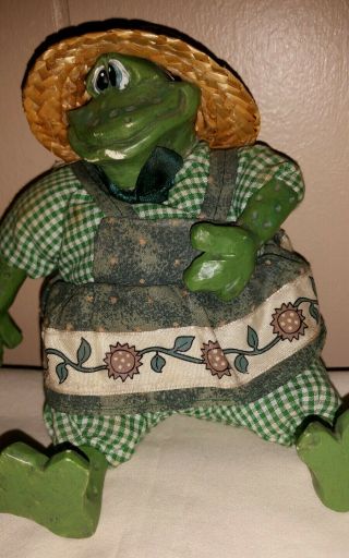Russ Berrie 2185 Frog Lady Gardener Shelf Sitter Kathleen Kelly Critter Factory